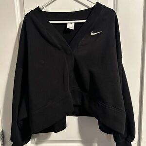 Nike Women's Black Oversized Sweatshirt